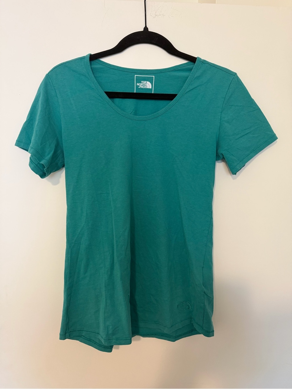 The North Face Women's Teal Short Sleeve Scoop Tee
